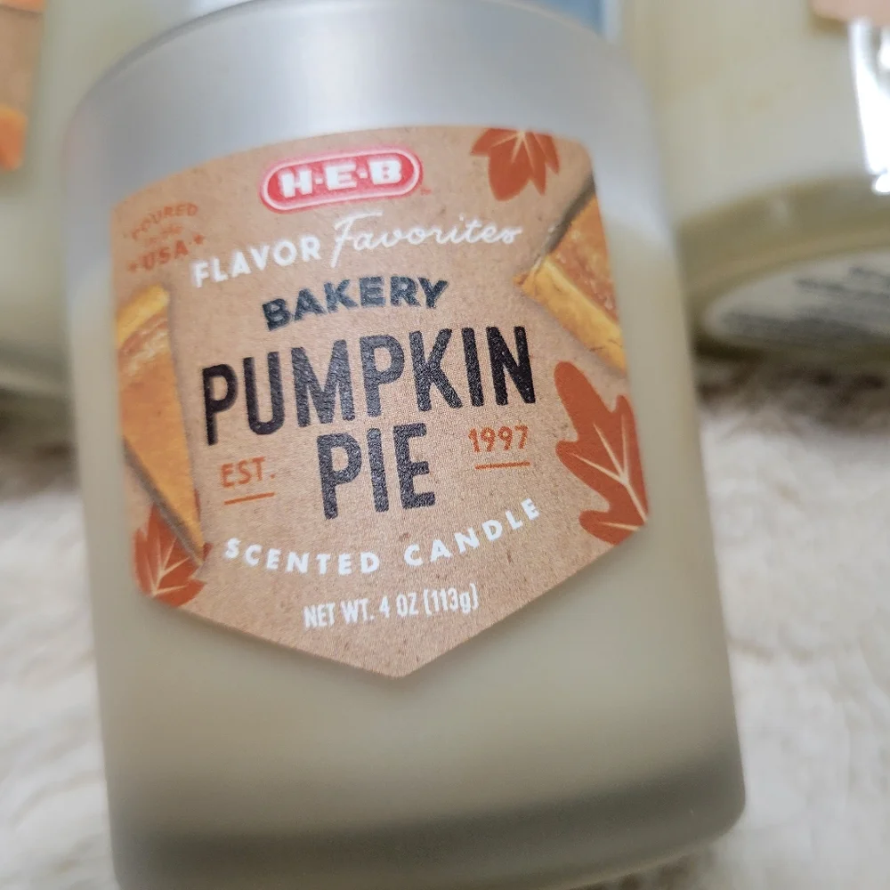 Set of 3 HEB Texan Fall Candles Cinnamon Roll Pumpkin Pie Glazed Donut Texas NEW